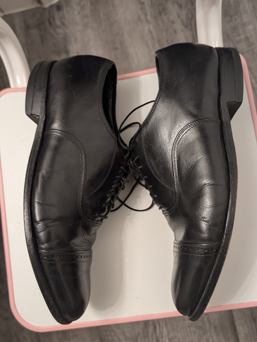 Classic Black Leather Cap-Toe Oxford Dress Shoes - Mens